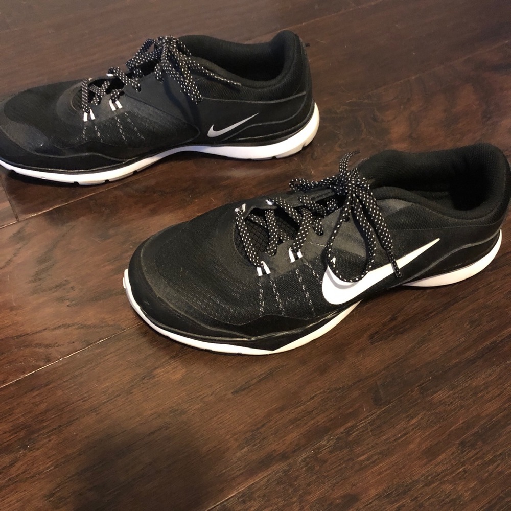 Women’s Nike Athletic Shoes - Size 8